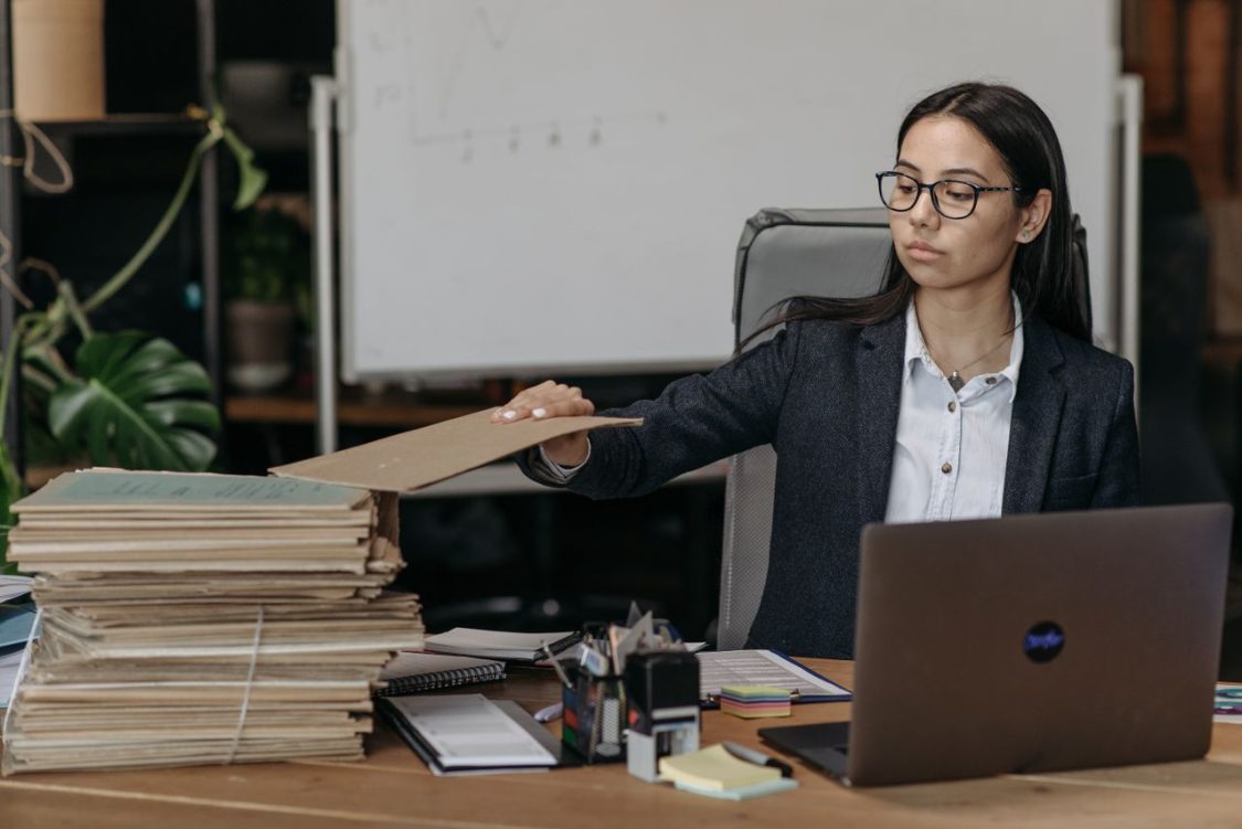 How Does M-Files Use Metadata to Manage Information?